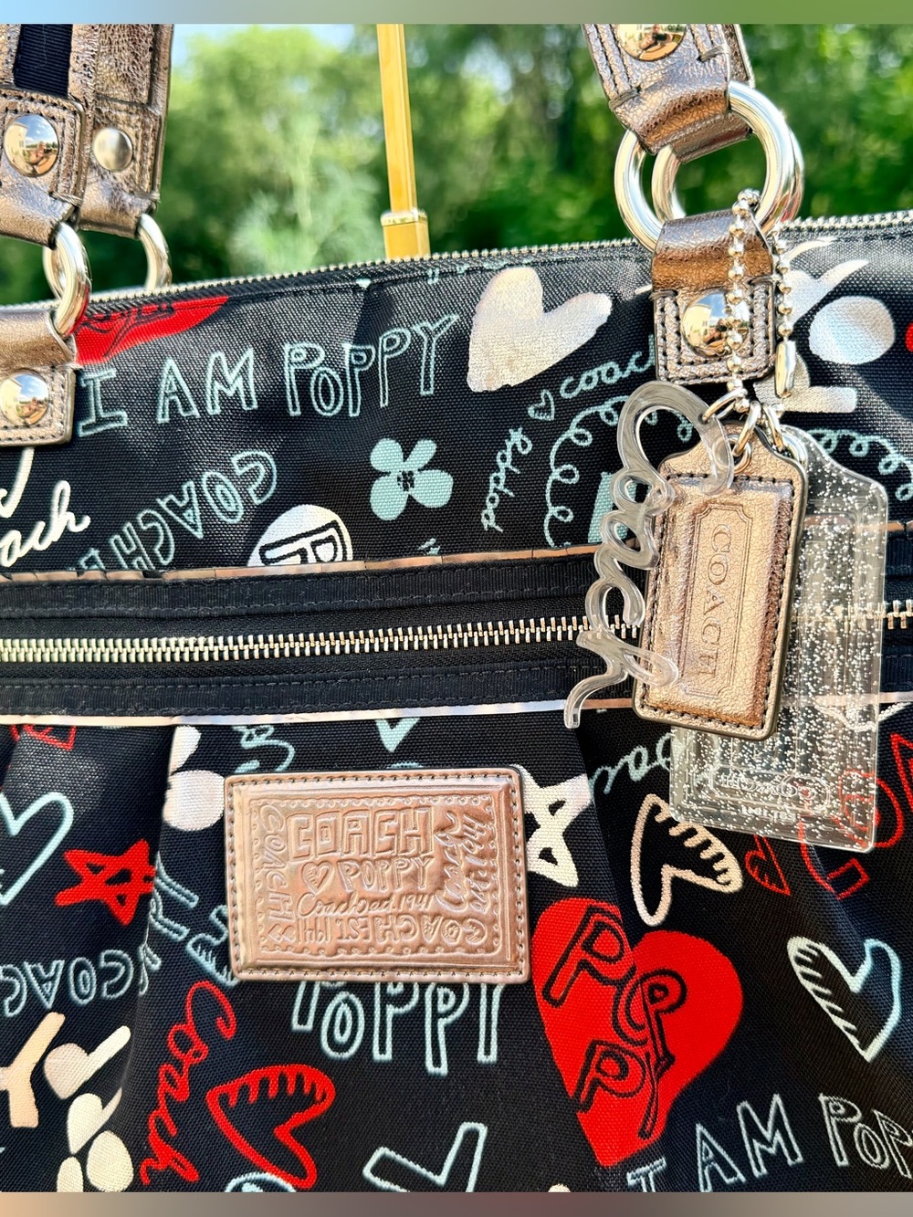 Coach Poppy Large Glam Tote with Graffiti Print and 3 Coach Hangtags! EUC! - Picture 4 of 14